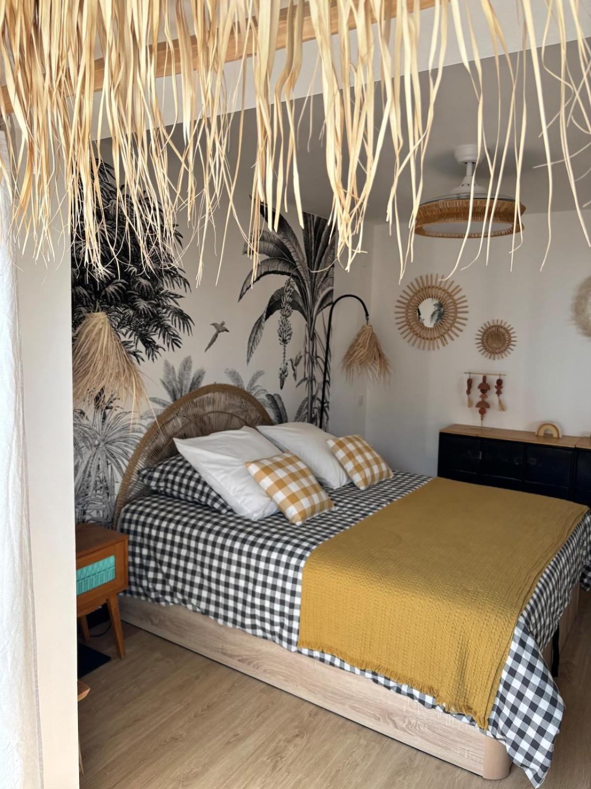 L'Appart-Rosas Boheme Chic, Au Bord De La Mer ภายนอก รูปภาพ